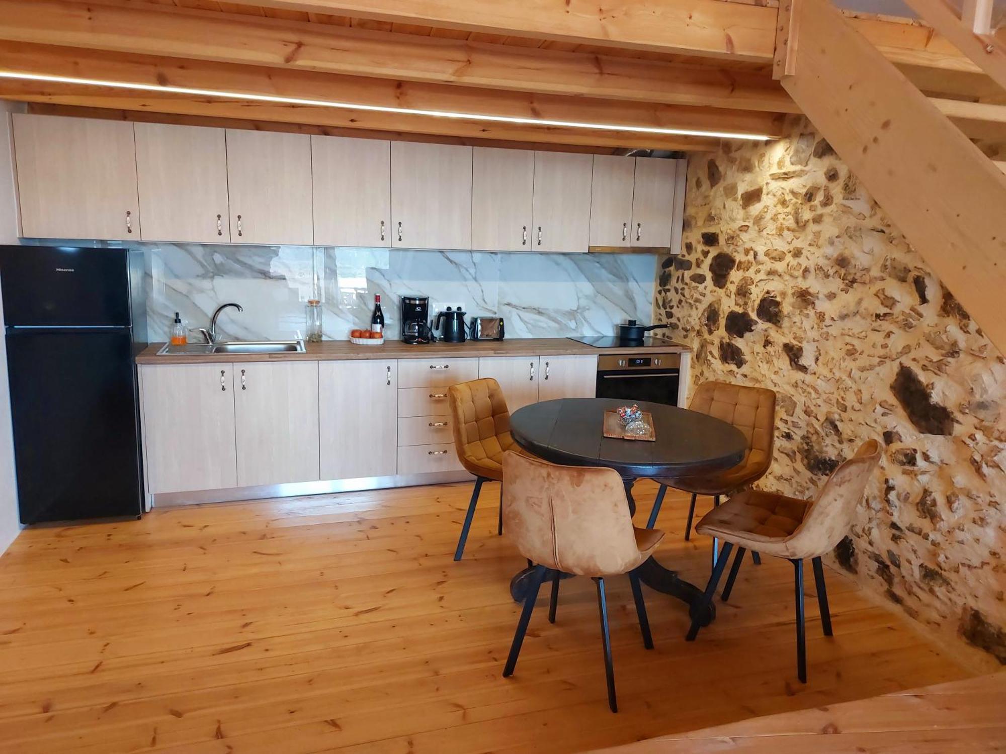 Roza Stone & Apartment