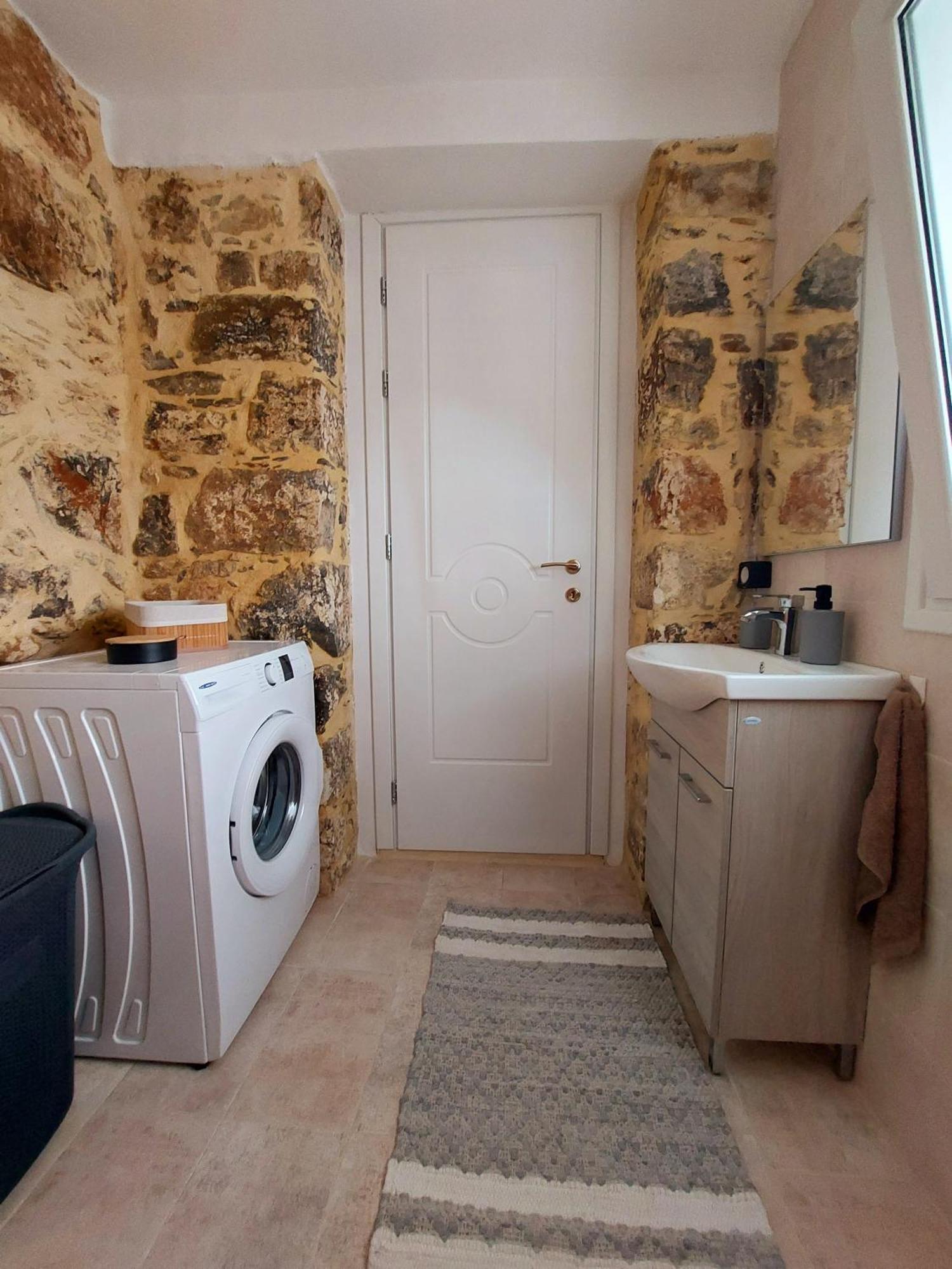 Apartment Roza Stone &