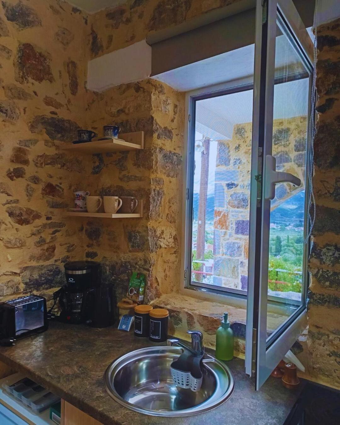 Apartment Roza Stone & Goniai